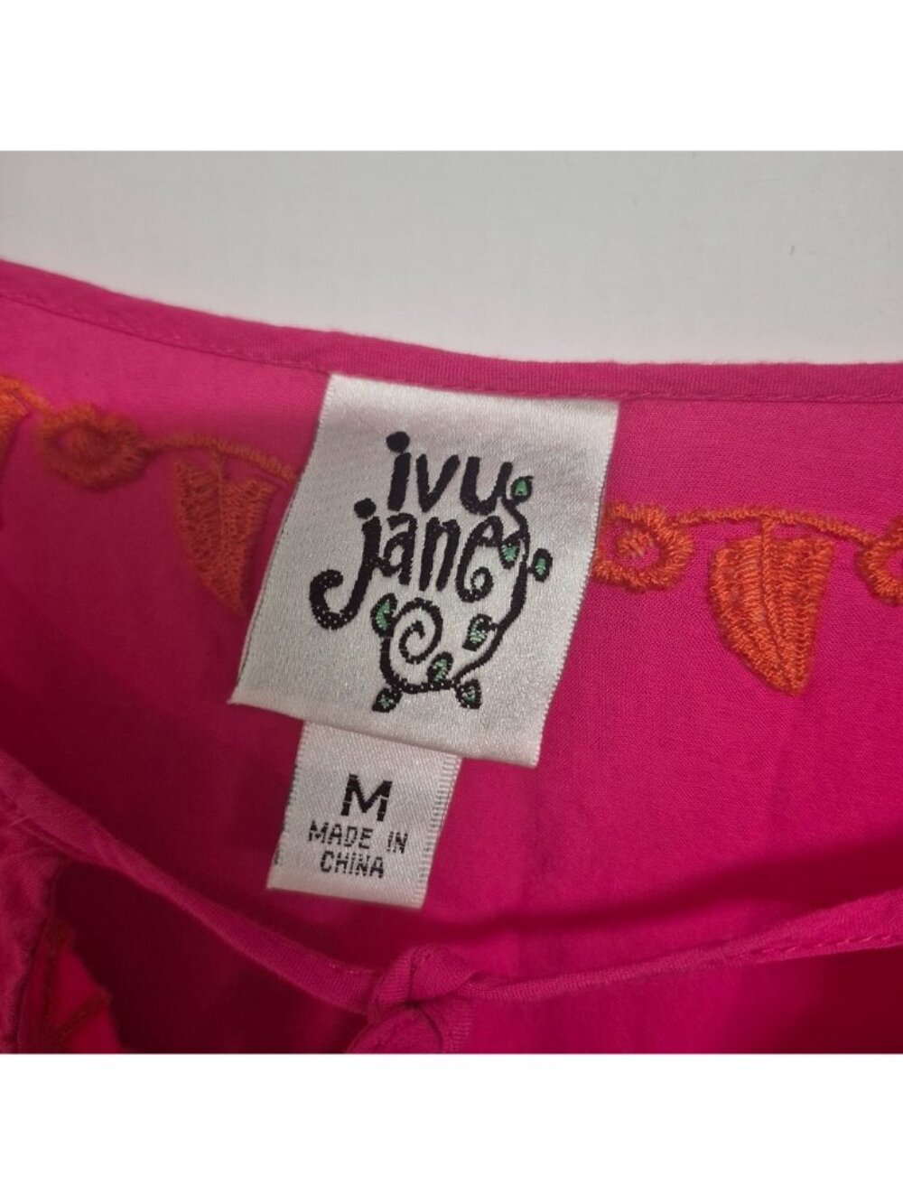 Ivu Jane Women's Pink Boho Embroidered Tunic Top - Picture 5 of 9